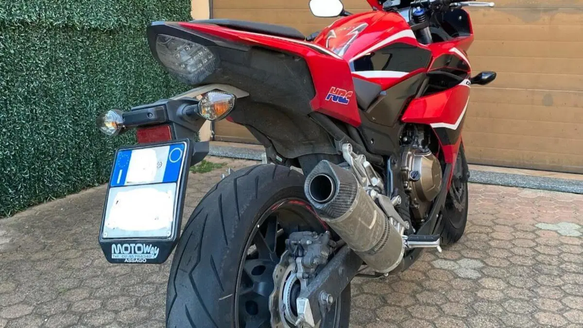 Honda CBR 500 R ABS (2017 - 18)  (2)