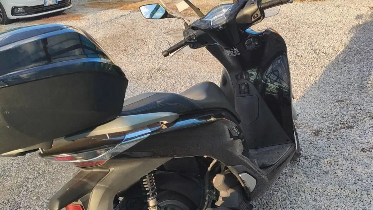 Honda SH 150i (2020 - 23)  (6)