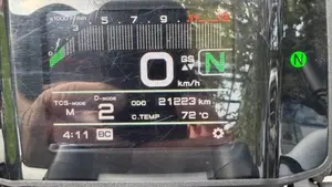 Yamaha MT-09 (2021 - 23)  (7)