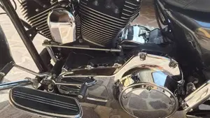 Harley-Davidson 1584 Street Glide (2008 - 10) - FLHX  (8)