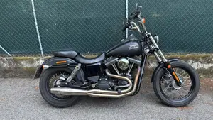Harley-Davidson 1690 Street Bob Special (2015 - 16) - FXDB 