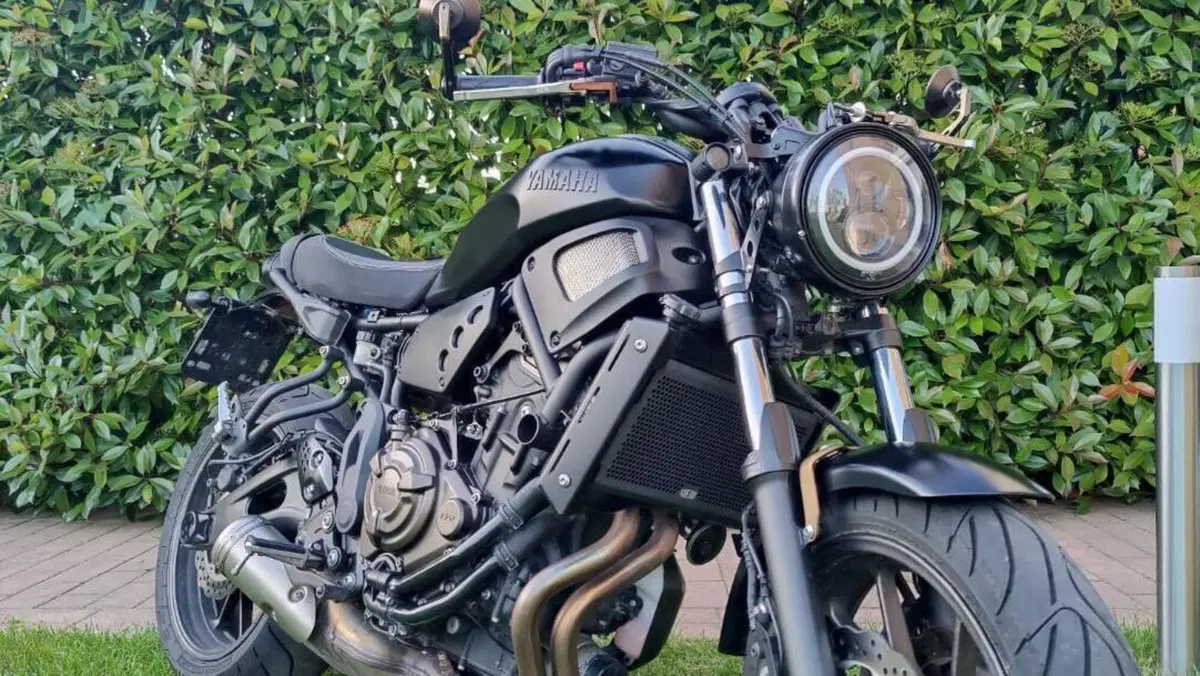 Yamaha XSR 700 ABS (2016 - 20)  (8)