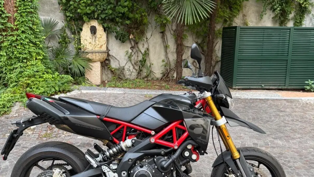 Aprilia Dorsoduro 900 (2017 - 20) 
