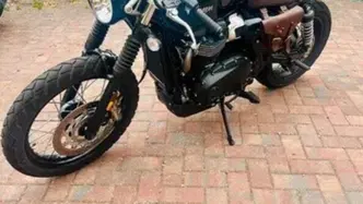 Triumph Scrambler 900 (2026) usata