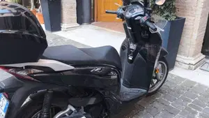 Honda SH 300 i ABS (2016 - 20) 