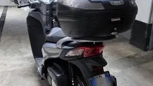 Honda SH 300 i (2011 - 14)  (6)