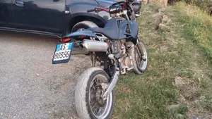 Husqvarna SM 610  (2)