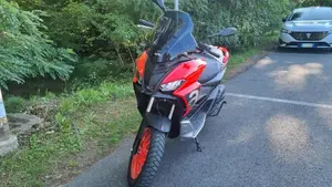 Aprilia SR GT 200 Sport (2022 - 24) 