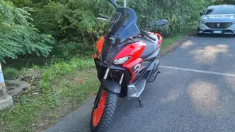 Aprilia SR GT 200 Sport (2022 - 24) usata