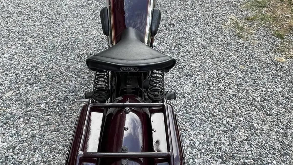 Moto Guzzi   (2)