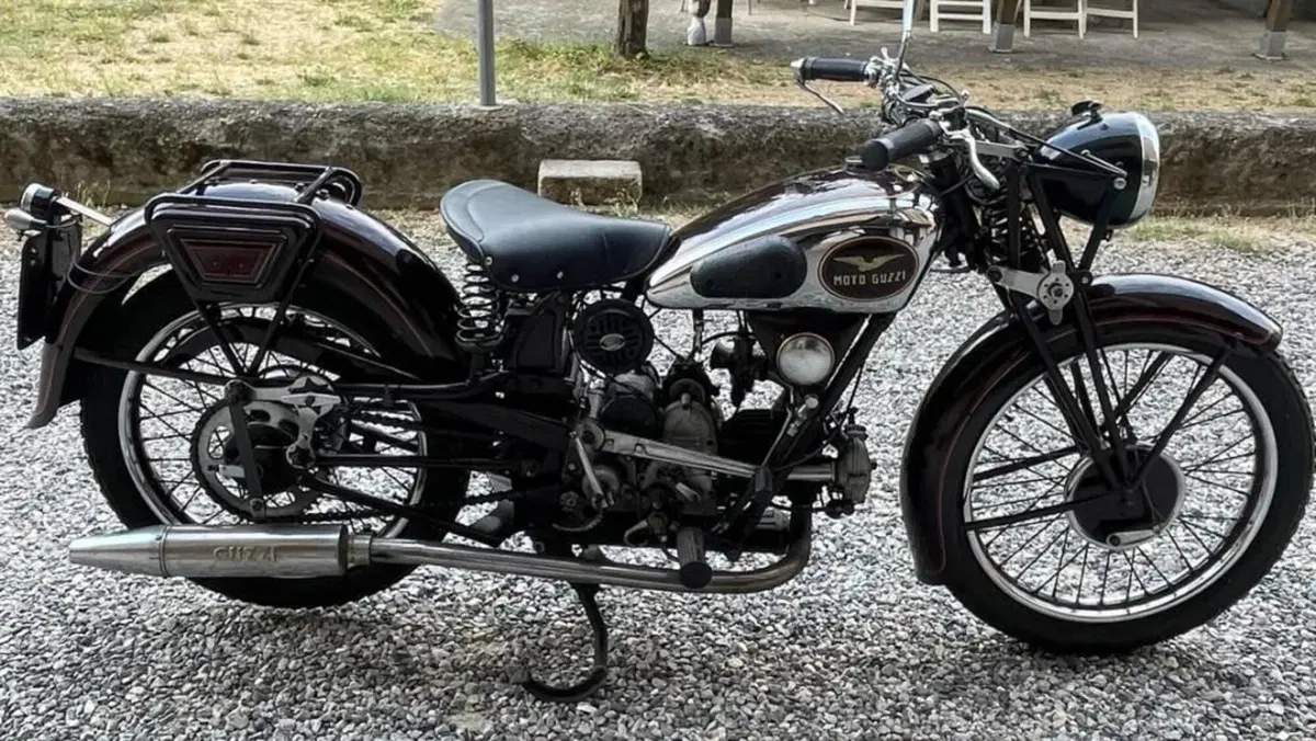 Moto Guzzi   (3)