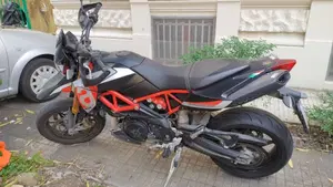 Aprilia Dorsoduro 900 (2017 - 20)  (3)