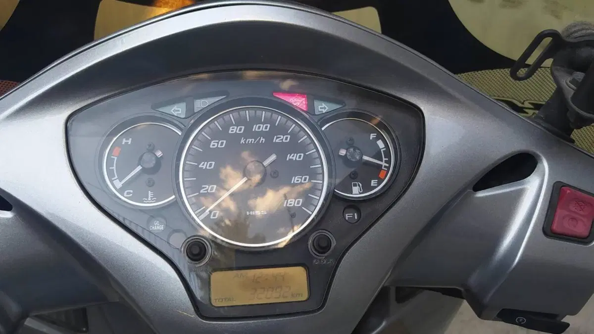Honda SH 300 i (2006 - 10)  (2)