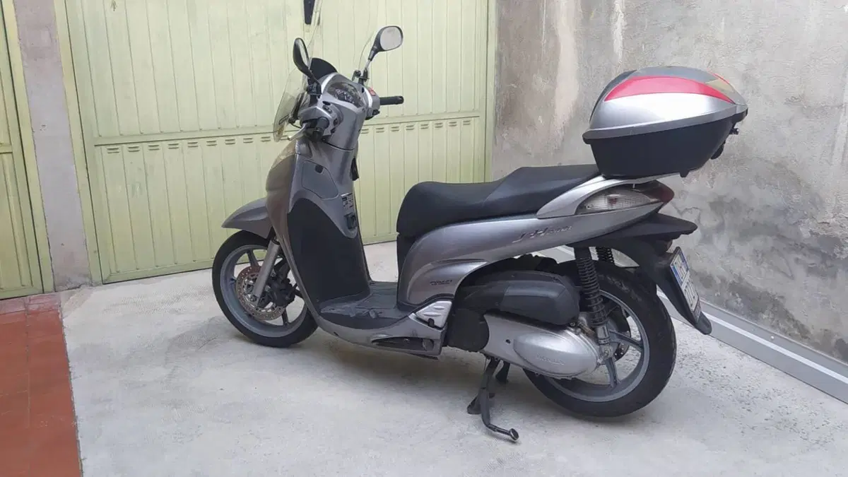 Honda SH 300 i (2006 - 10)  (4)