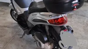 Piaggio Beverly 250 (2004 - 05) 