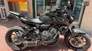 Yamaha MT-07 (2021 - 24)  (2)