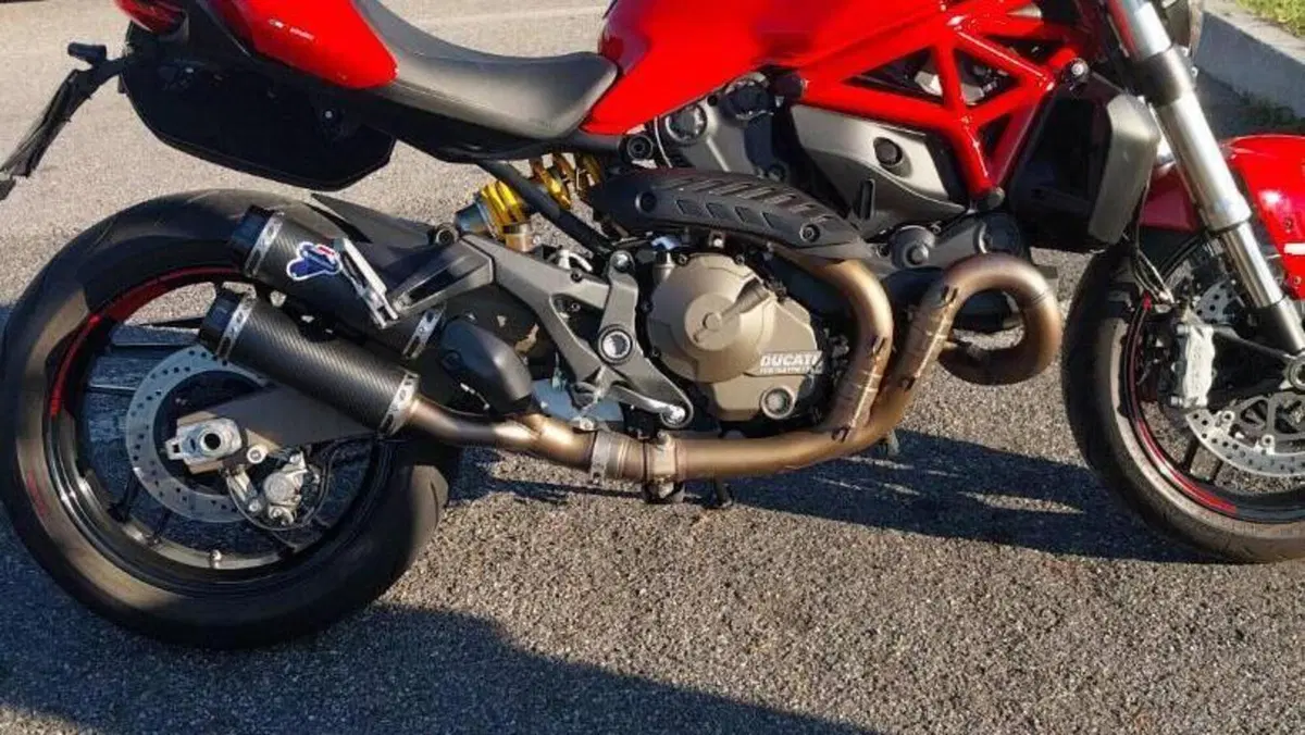 Ducati Monster 821 ABS (2014 - 17)  (2)