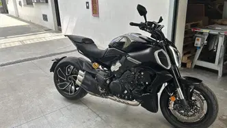 Ducati Diavel V4 (2023 - 26) usata