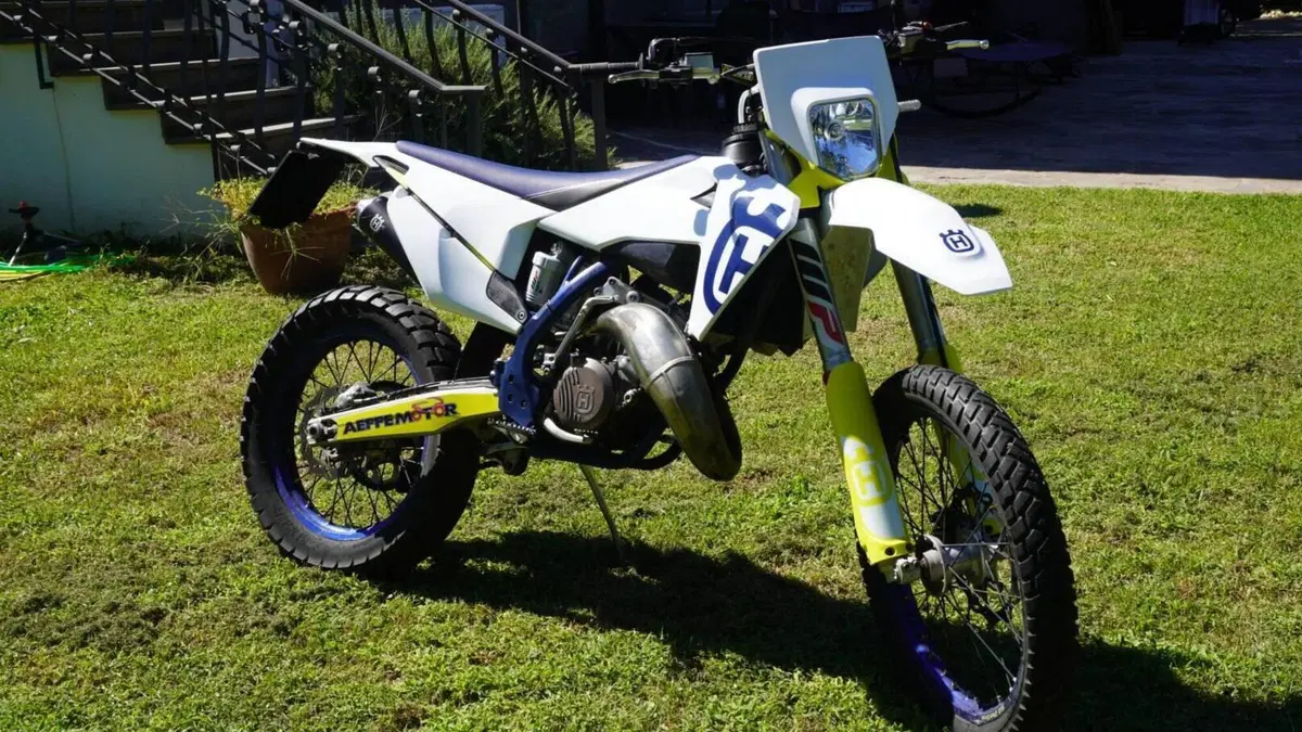 Husqvarna TC 125 (2022)  (3)