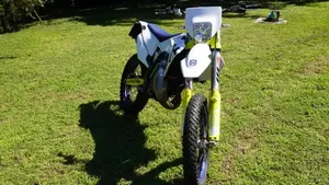 Husqvarna TC 125 (2022)  (2)