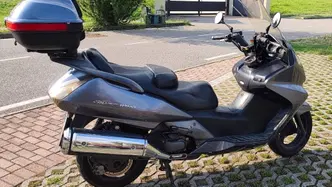 Honda Silver Wing 400 (2006 - 09)