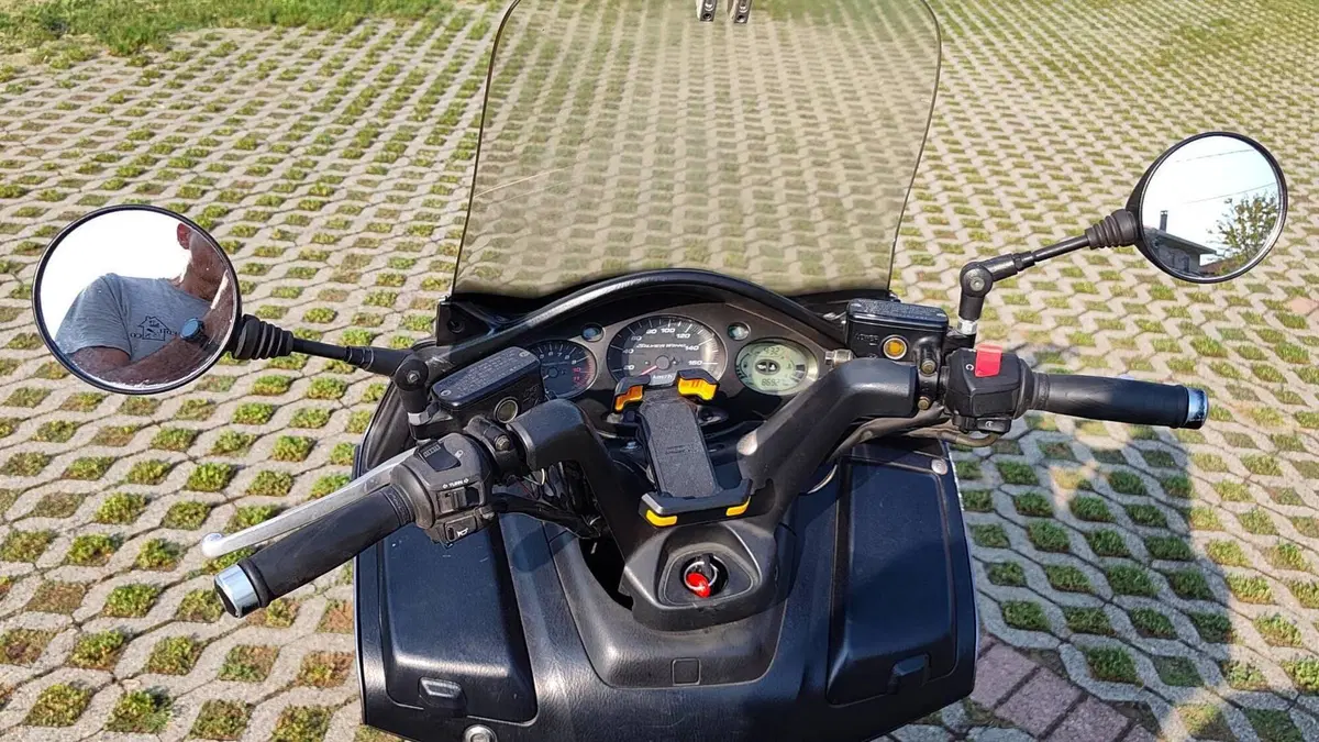 Honda Silver Wing 400 (2006 - 09)  (5)