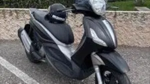 Piaggio Beverly 350 ABS (2016 - 20)  (2)
