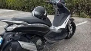 Piaggio Beverly 350 ABS (2016 - 20)  (5)