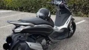 Piaggio Beverly 350 ABS (2016 - 20)  (6)