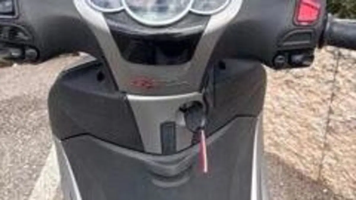 Piaggio Beverly 350 ABS (2016 - 20)  (7)