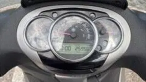 Piaggio Beverly 350 ABS (2016 - 20)  (8)