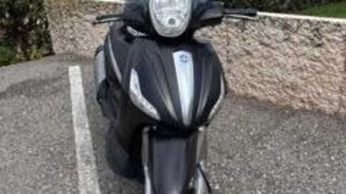 Piaggio Beverly 350 ABS (2016 - 20)  (10)