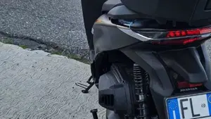 Honda SH 350 Sport (2021 - 24)  (3)