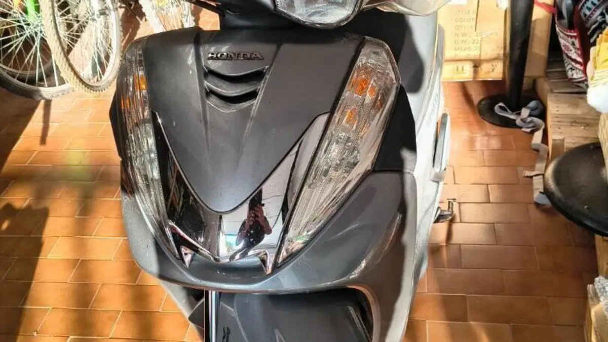 Honda SH 300 i ABS (2013 - 14)  (8)