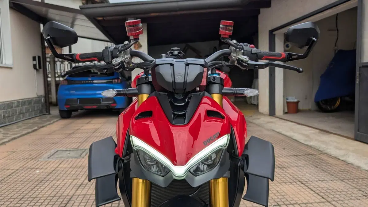 Ducati Streetfighter V4 S (2023 - 24)  (5)