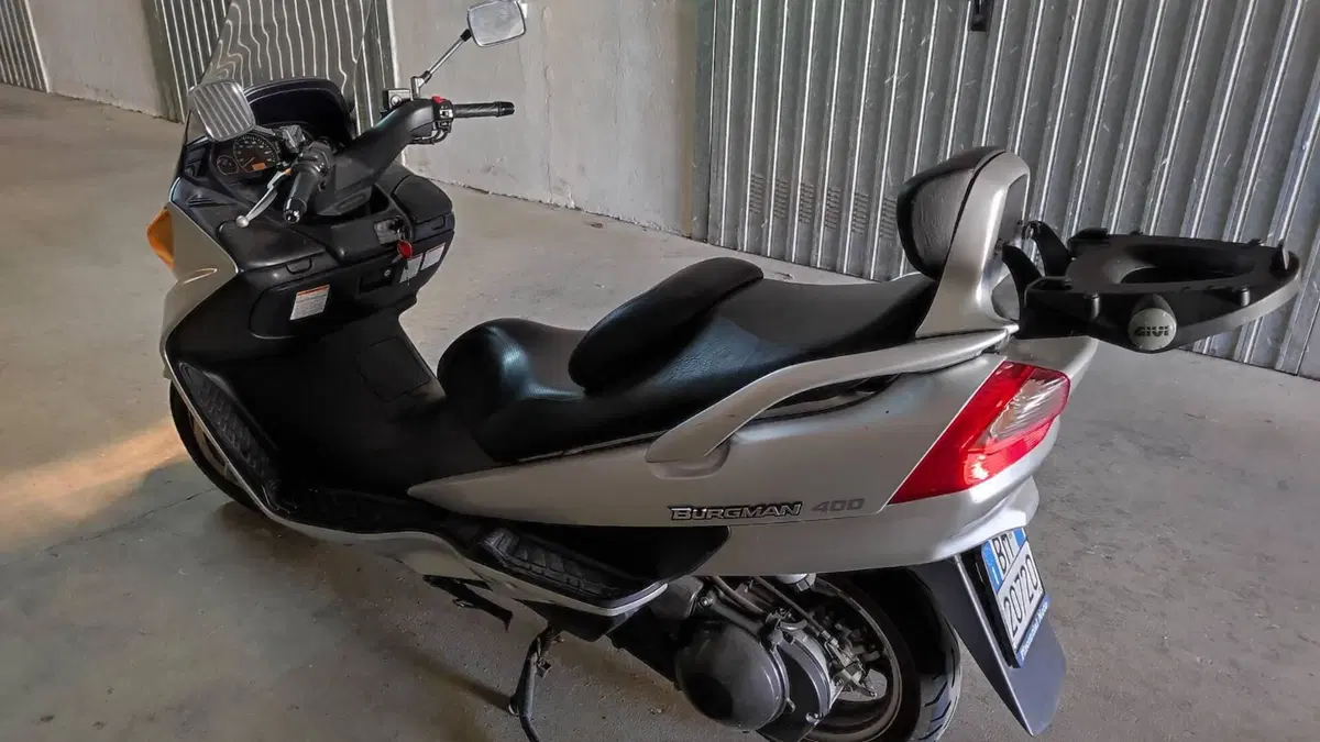 Suzuki Burgman AN 400 R (2003)  (3)