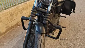 Harley-Davidson 883 Iron (2017 - 20) - XL 883N usata