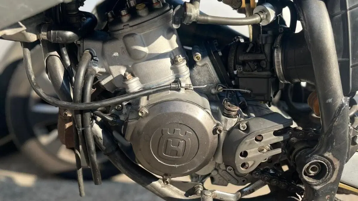 Husqvarna SM 125 S (2005)  (4)