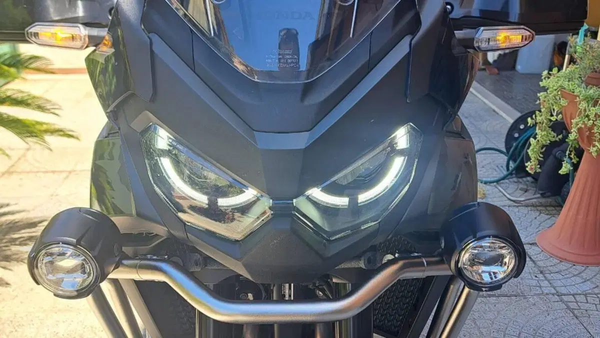 Honda Africa Twin CRF 1100L ES DCT (2024 - 26) 