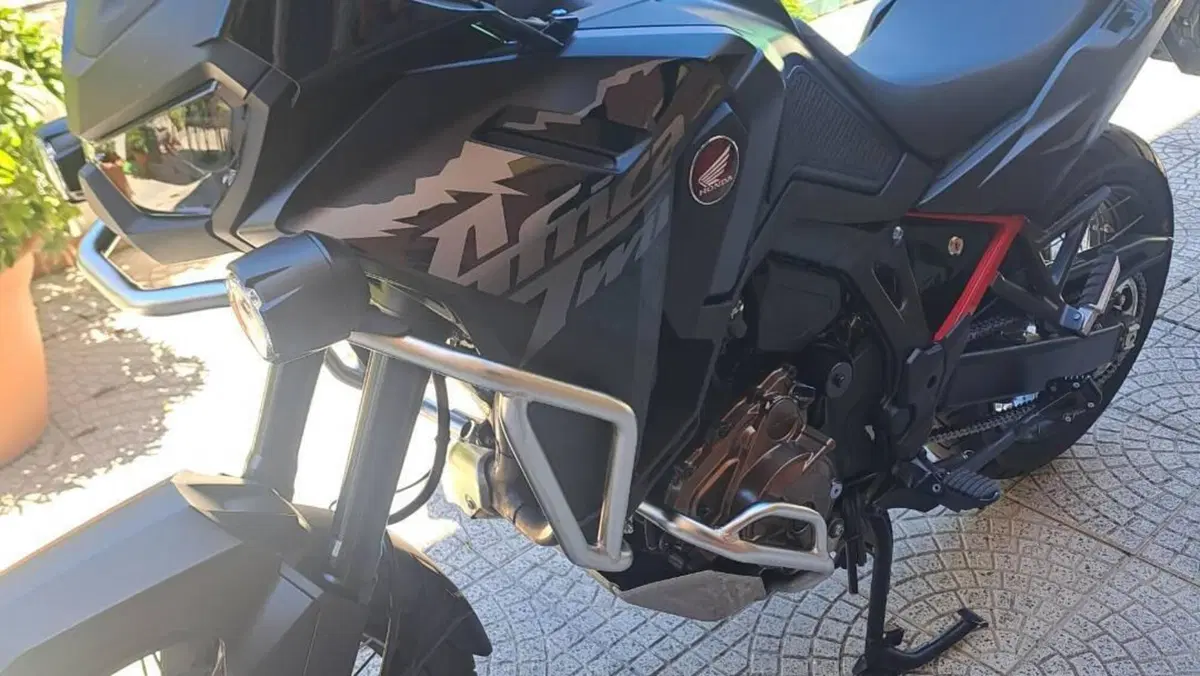 Honda Africa Twin CRF 1100L ES DCT (2024 - 26)  (6)
