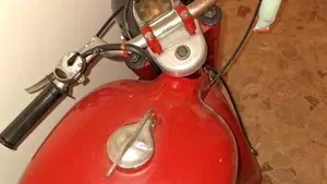 Moto Guzzi   (9)