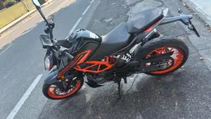 KTM 125 Duke (2021 - 23)  (2)