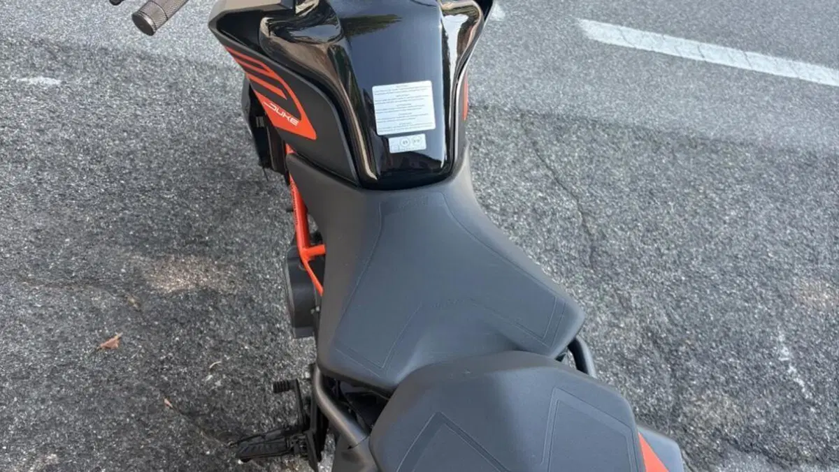 KTM 125 Duke (2021 - 23)  (6)