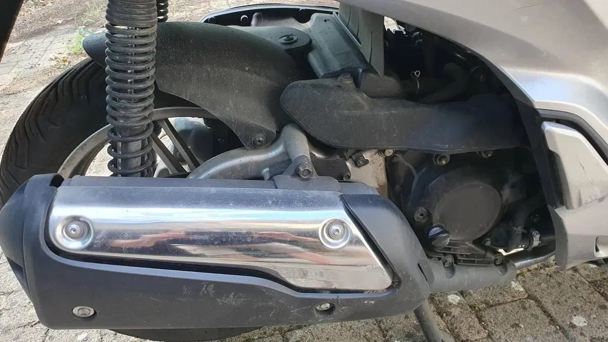 Honda SH 300 i ABS (2016 - 20)  (6)