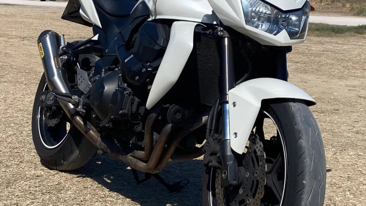 Kawasaki Z 750 (2007 - 14)  (3)