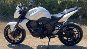 Kawasaki Z 750 (2007 - 14)  (5)