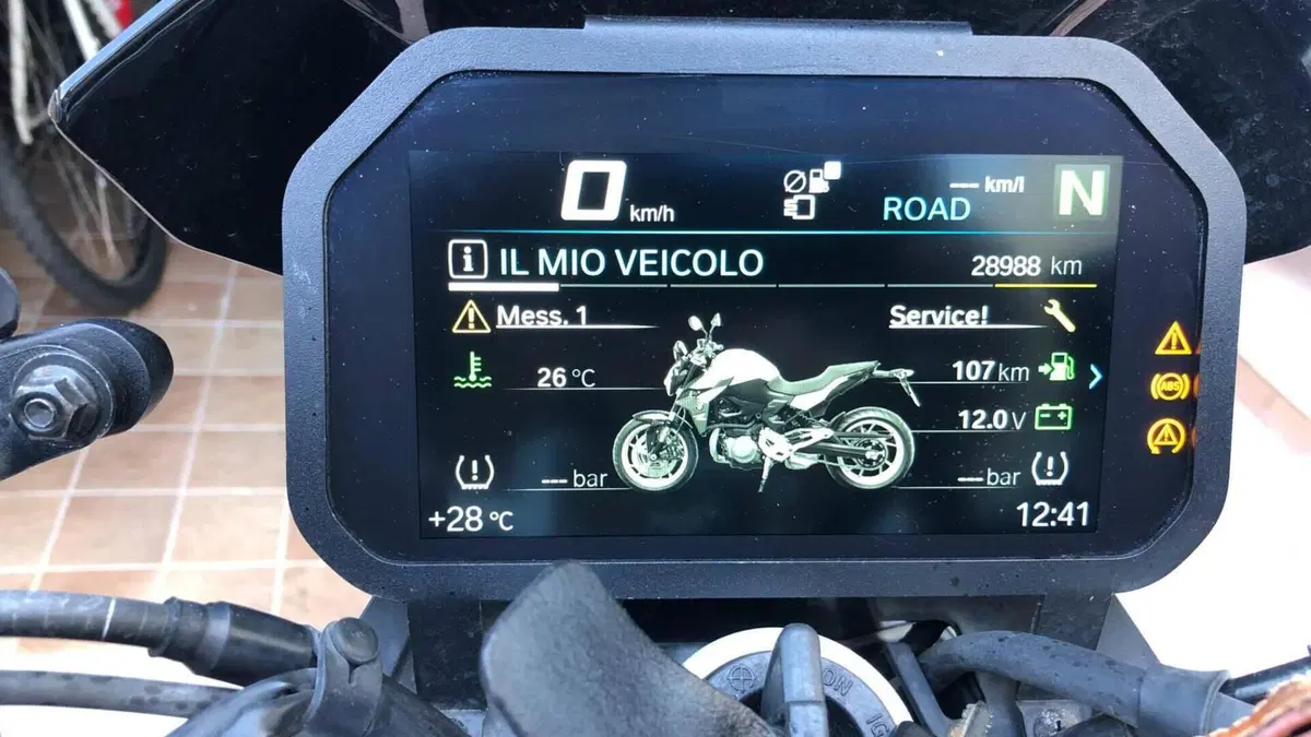 Bmw F 900 R (2017 - 20)  (6)