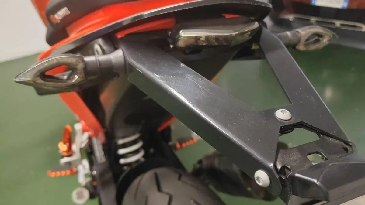KTM 690 Duke (2016 - 19)  (20)