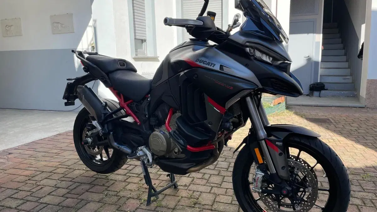 Ducati Multistrada V4 S Grand Tour (2024)  (2)