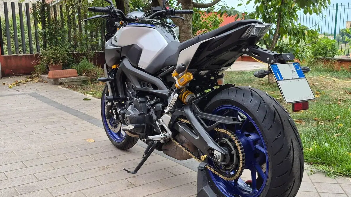 Yamaha MT-09 SP (2018 - 20)  (3)